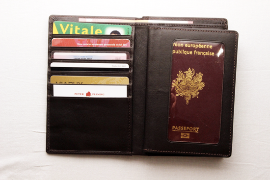 Porte-cartes et passeport Peter Fleming : Peter Fleming Hi Tech